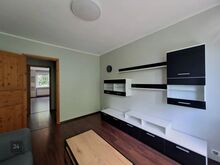 RENOVEERITUD 2-TOALINE VAIKSES PIIRKONNAS