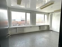 Anda üürile väike büroo, 21,2m2, Laki 25!