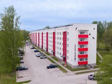 Olemas kehtiv hindamisakt!   Hea planeering, klaasitud rõdu!