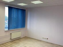 Üürile anda büroopind Peterburi tee vahetus läheduses!