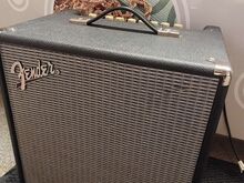 Bassikitarrivõimendi Fender Rumble 40