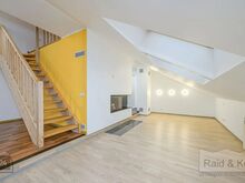 Unikaalne loft Paldiskis – valgusküllane ja hubane kodu kaminaga