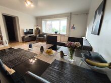 Saunaga 3 toaline korter renoveeritud majas