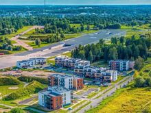 Õhtupäikse lummav vaade avaralt rõdult