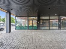 Suurte akendega I korruse pind Nõmme keskuses