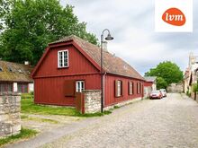 Antiikne, ajaloolise väärtusega puitelamu Komandandi tänaval!