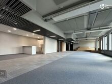 Avatud planeeringuga valgusküllased bürooruumid!