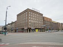 Värskelt renoveeritud 2-toaline korter südalinnas!