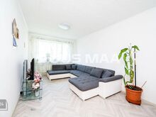 66,5 m²  3 tuba  2 rõdu