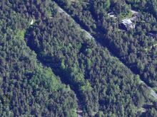 Männimetsaga elamukrunt Muratsis, 4385 m²