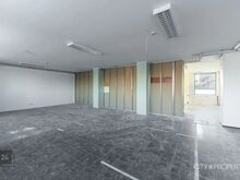 Funktsionaalne äripind hea asukohaga!