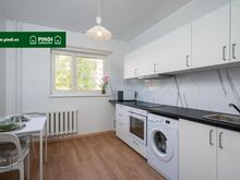 Renoveeritud eraldi tubadega perekorter kõrgel esimesel korrusel