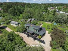 Kodu Tambres - imelise privaatse sisehooviga!