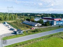 Tootmismaa lühikese autosõidu kaugusel Tartust.