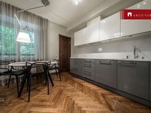 Kvaliteetne, suure rõduga korter südalinnas!