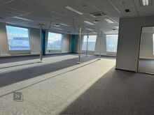Üürile anda büroo, 191m2, Väike- Paala 1!