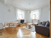 Hubane ja heade vaadetega 2-toaline sisustatud kodu südalinnas!