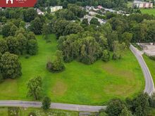 MÜÜA  ELAMUMAA RAKVERE LINNA JA VINNI VALLA PIIRIL