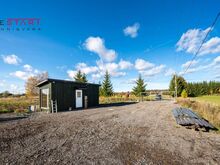 Väike maja, suur territoorium!