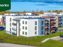 Õhtupäikse lummav vaade avaralt rõdult