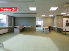 7 EUR/m² UUS HIND! BÜROOPIND SINISES ÄRIMAJAS- TASUTA PARKIMINE!
