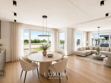 Merevaate ja privaatse katuseterrassiga penthouse