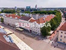 Üürile anda bürooruumid ajaloolises Tartu südames Raekoja platsil
