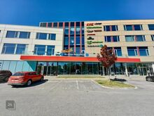 ÜÜRIDA 68,3m² BÜROOPIND PETERBURI TEE ÄÄRES!