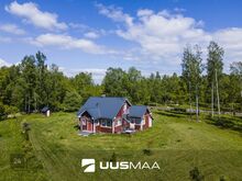 Müüa väga privaatse asukohaga kaunis elamu Saaremaal!
