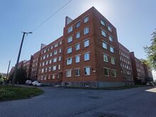 Üürile anda 3 toaline korter Kohtla-Järvel (Järve linnaosa ), 35 korrus, 56