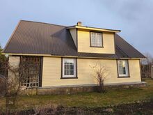 Privaatse asukohaga maja koos kõrvalhoonetega Kohtla-Nõmmel!
