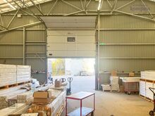 625 m²