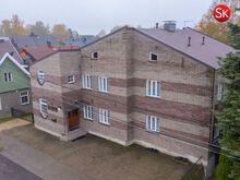 Müüa majutusärile orienteeruv hoone Otepää linnas