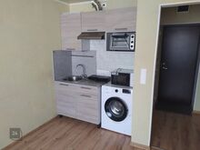Üürile lisanduvad kommunaalmaksed, suvel umbes 60€, talvel 100€ ja elekter