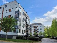1 parkimiskoht, mööbel ja tehnika hinnas