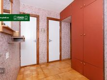 RENOVEERITUD MAJA, KÖÖGIMÖÖBEL VAHETATUD, KOHE VABA