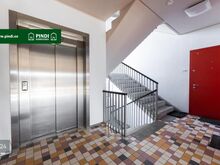 ASUKOHT JA MAJA



Mäepealse 10 asub Tallinna Mustamäe linnaosas, piirkonnas, kus on hea ühendus 
