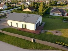 Müüa A-energiaklassiga ühekordne elamu.