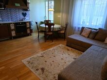 2-toaline korter (50,3 m²) asub 4-korruselise maja 1-sel korrusel aadressil Joala 7