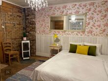 PRIVATE APARTMENT, GREEN GARDEN, CENTRE, safe
