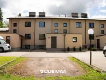 Omanäoline kodu koos sauna, kamina ja privaatse terrassiga!
