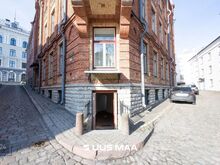 ANNAME ÜÜRILE 47,3 m² ÄRIPINNA TALLINNA VANALINNAS – SULEVIMÄGI 10



RUUMID

Üürile anda 4