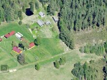 Müüa Peipsi järve lähedal, Mustve vallas, Piilsi külas renoveerimist vajav privaatse asukohaga 
