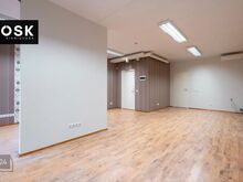 Fixus ärihoone teisel korrusel asub avar ja valgusküllane büroopind
