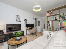 KORTER

Heas seisukorras korter, kus WC ja vannituba on täielikult renoveeritud ning ülejäänud r