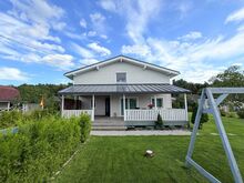 Kaasaegne Skandinaavia stiilis elamu
