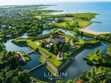 Ajalooline lossivaatega villa Kuressaare südalinnas