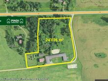 suur kinnistu 2,4 ha • mahukas elamu