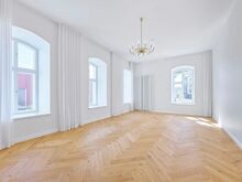 NAUDI AVARUSE LUKSUST! ELUTUBA- KÖÖK LAUSA 40m2!