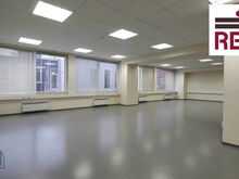 Valgusküllane Büroopind WTC Ärimajas